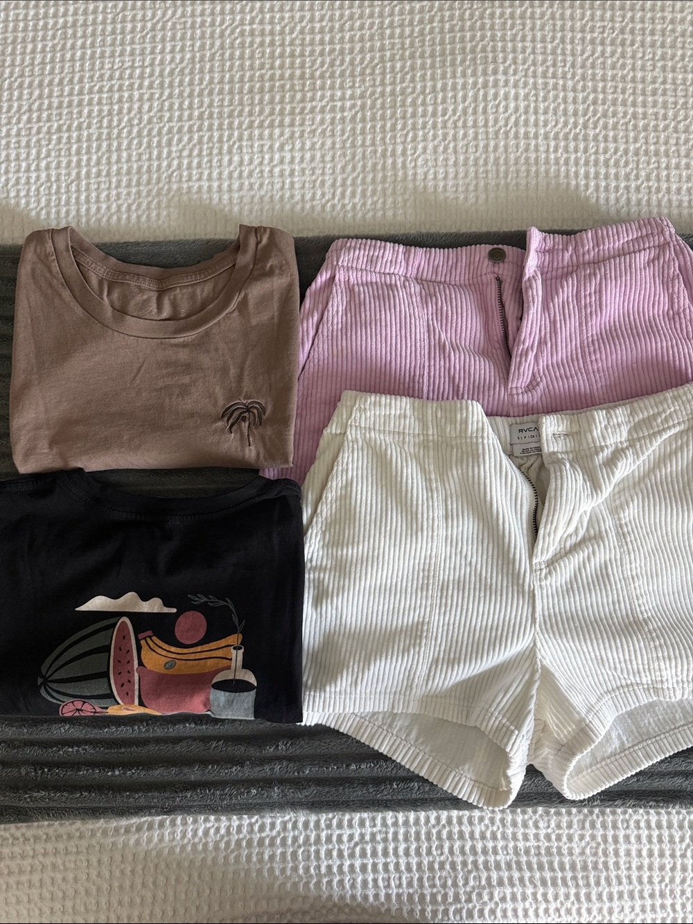 BEACH GIRL OUTFITS 4 pc. RVCA SHORTS AND JETTY CROP TOPS ALL SMALL